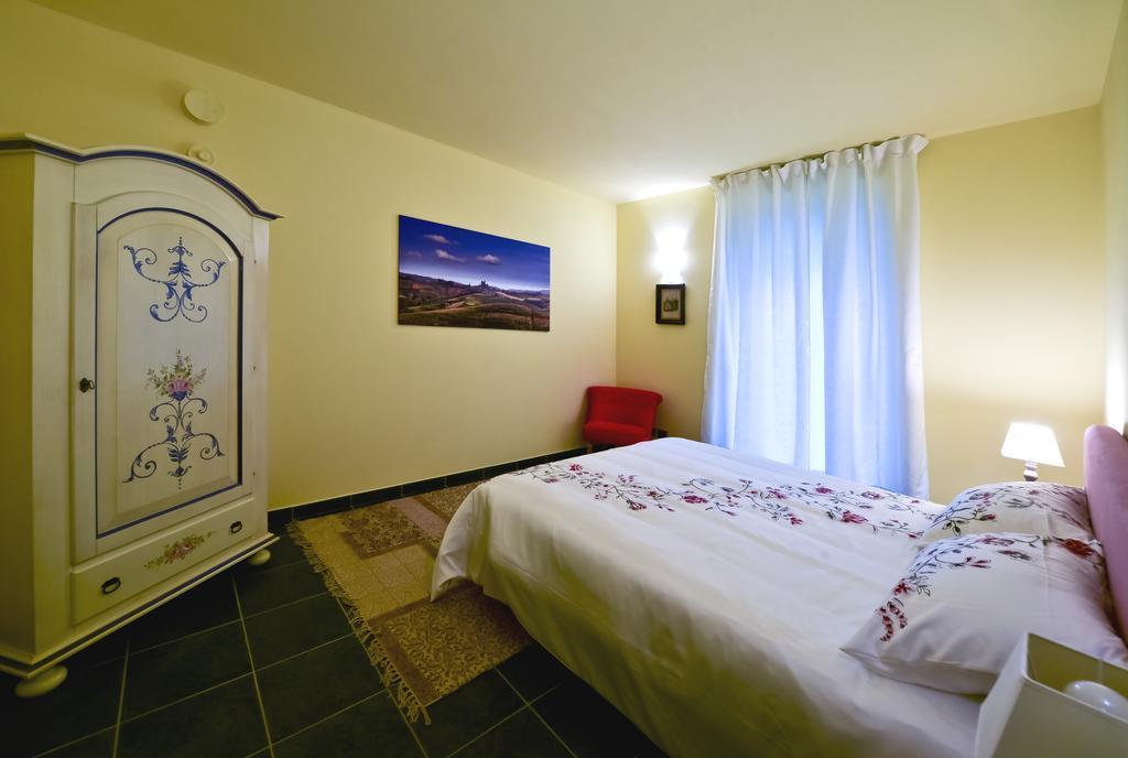 Casa Nalin Leilighet La Morra Rom bilde